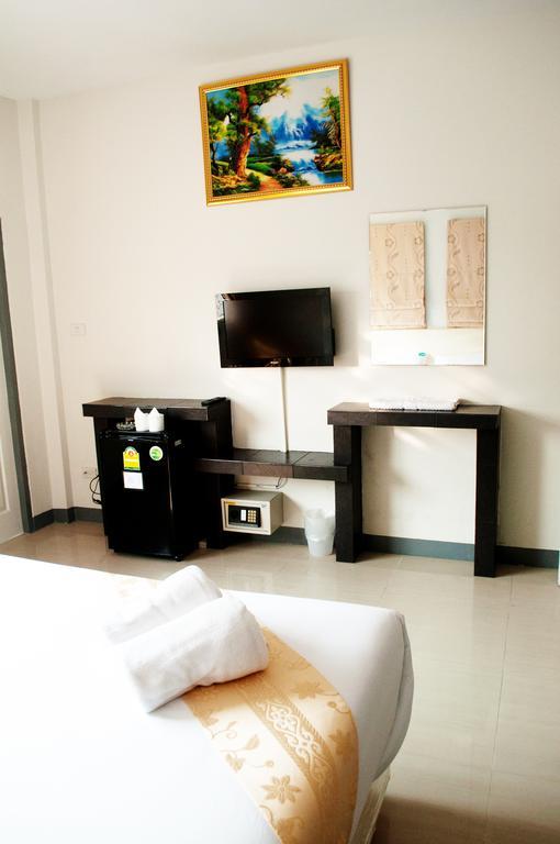 Buakhao Service Home Патая Екстериор снимка